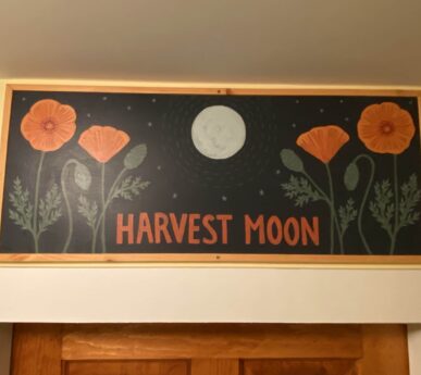 Harvest Moon, Yellow Farmhouse Inn